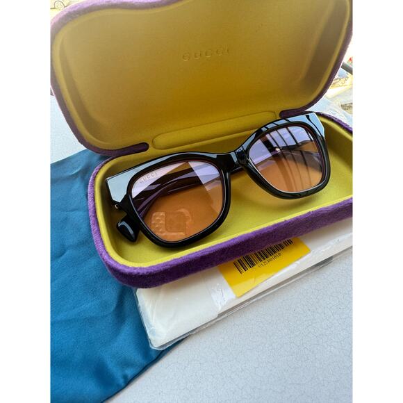 Gucci Retro Black Pink / Purple Sunglasses main image 13
